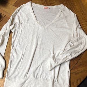 Aritzia TNA long sleeve t-shirt Size S